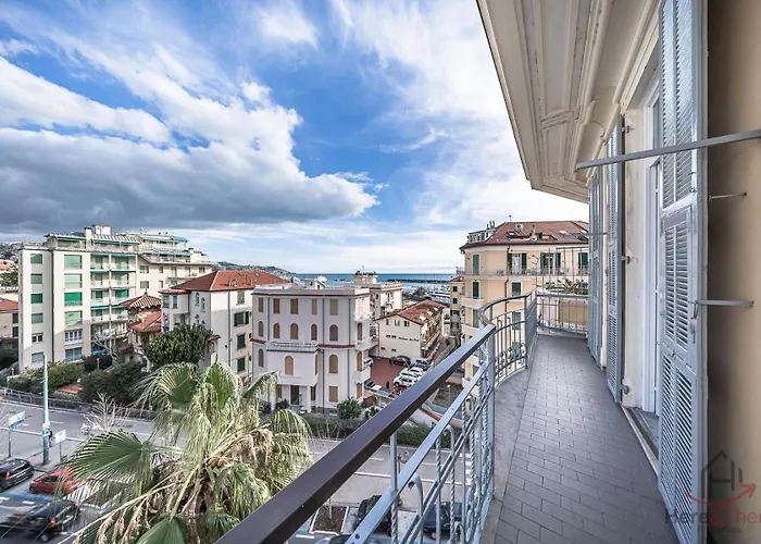 Stunning - Marina & View - Ac 公寓 圣雷默