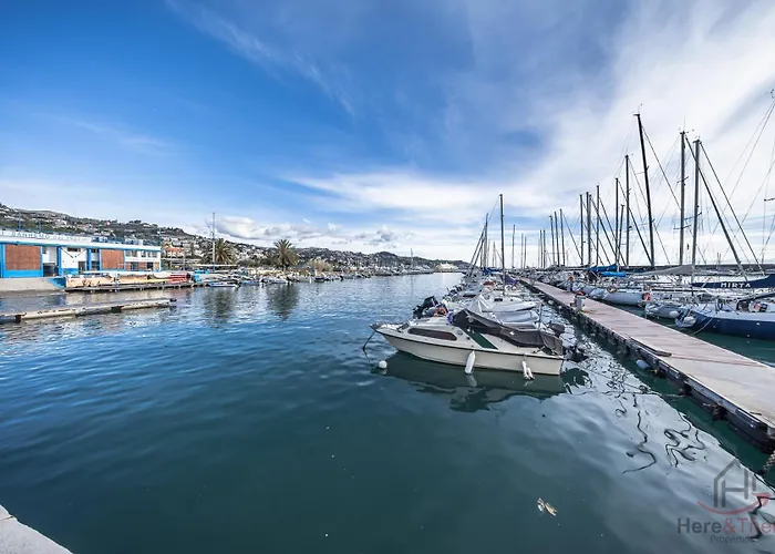 公寓 Stunning - Marina & View - Ac 圣雷默